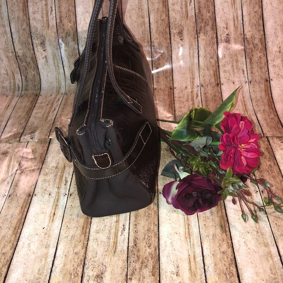 Designer Franco Sarto handbag. - Picture 6 of 7